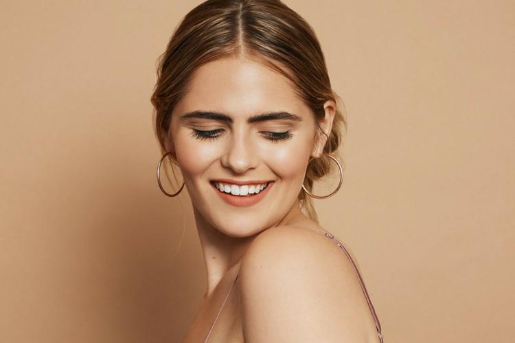 5 Tips Buat Kamu yang Ingin Tampil Menawan dengan No Makeup Makeup Look