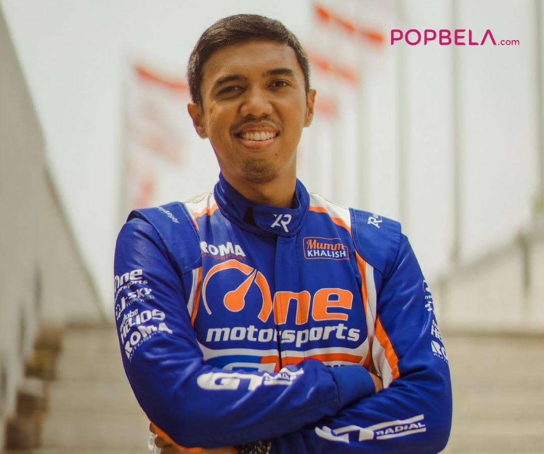 Photographer: Panji Indra, MUA: Jilly Loren, Location: Lapangan Banteng