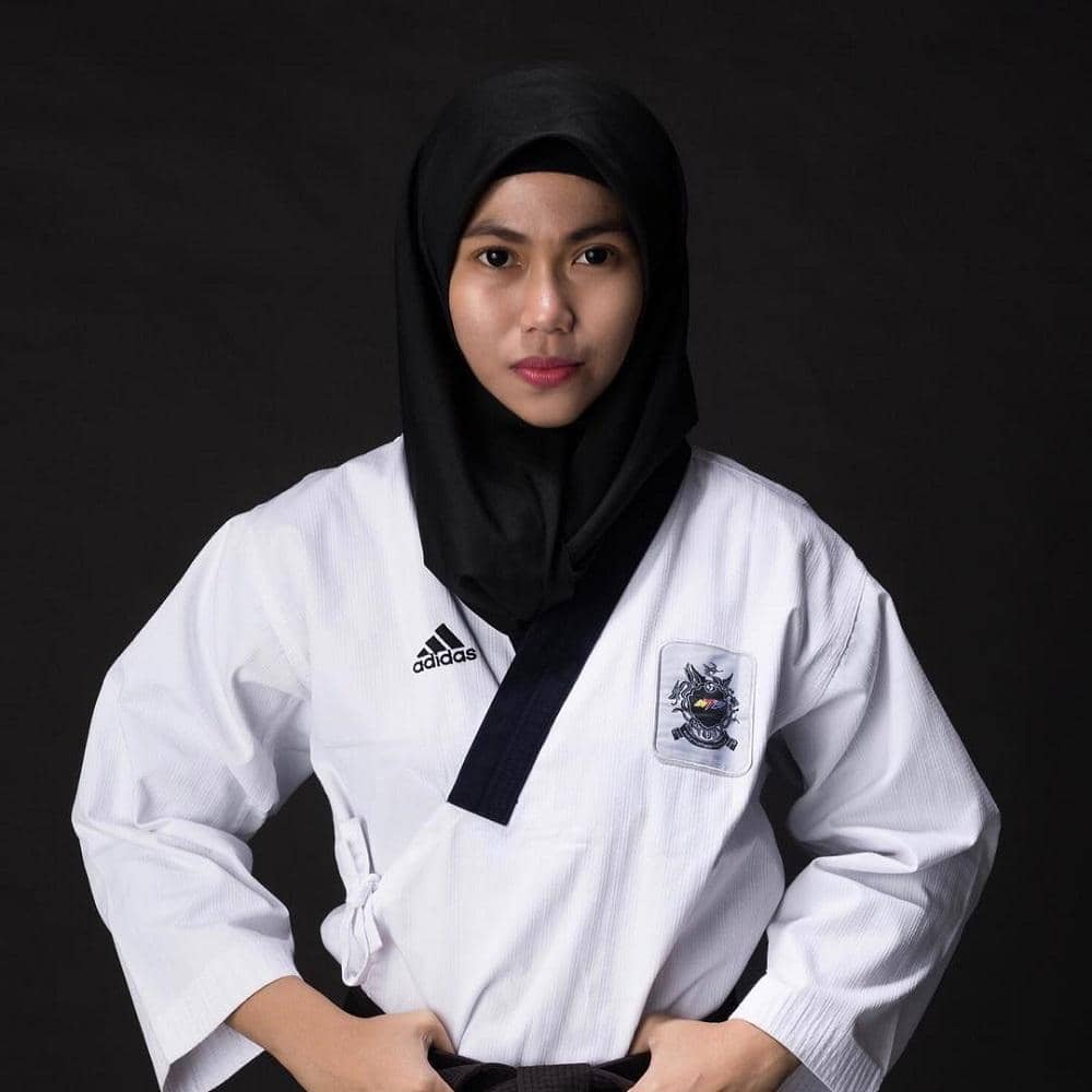 Instagram.com/defiarosmaniar