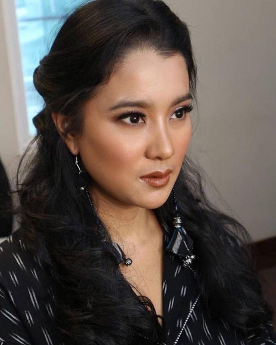 Instagram.com/marcella.zalianty