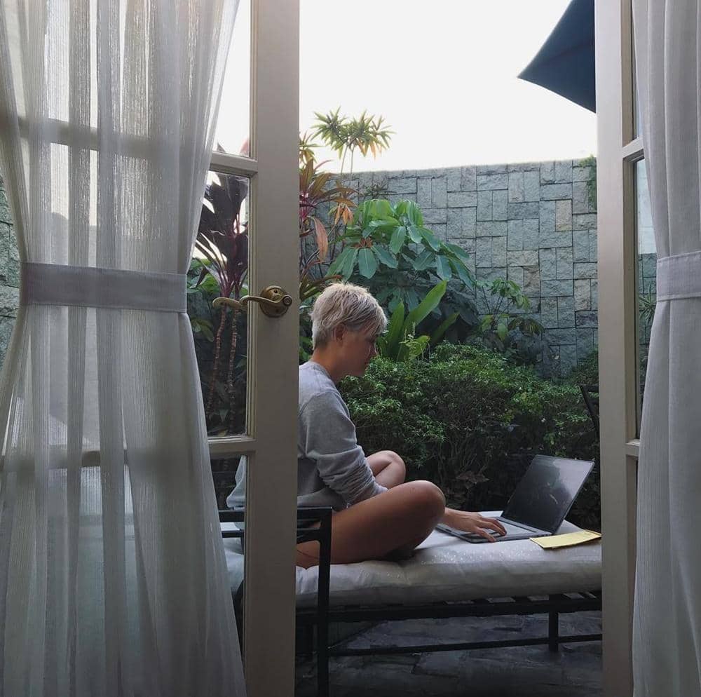 Instagram.com/crazybonz