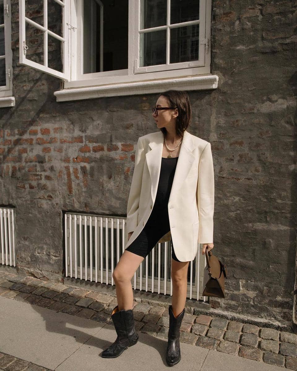 Instagram.com/Beatrice Gutu