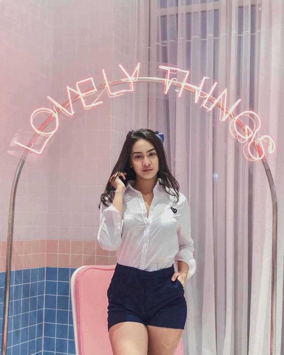 Instagram.com/Anyageraldine