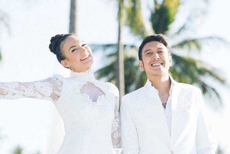 Memukau, 7 Artis Ini Pilih Konsep Garden Party Saat Menikah