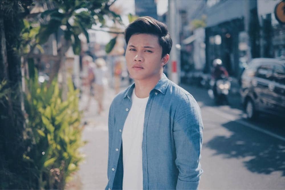 Broken Home Tak Halangi Sukses, 9 Seleb Ini Punya Orangtua yang Cerai