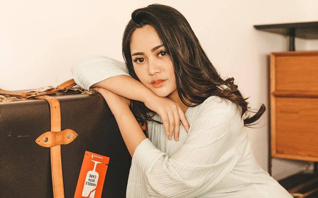 Hidup Serba Mewah, Ini 5 Sumber Penghasilan Rachel Vennya