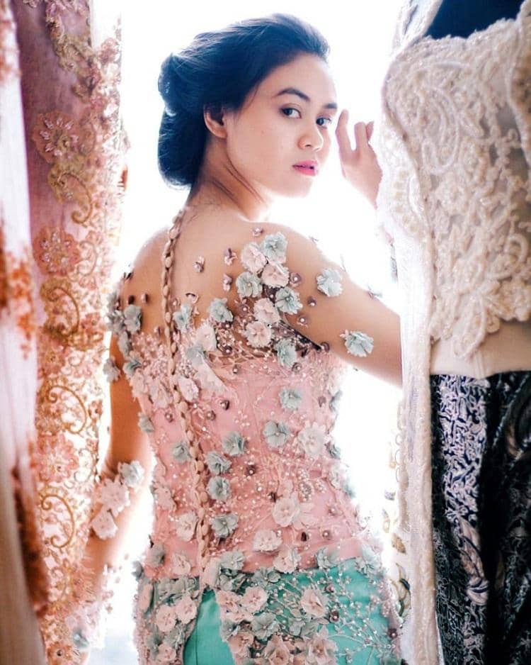 Instagram.com/dwindaratna