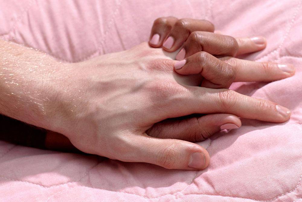 5 Hal Manis dan Romantis yang Nggak Boleh Dilupakan Setelah Bercinta