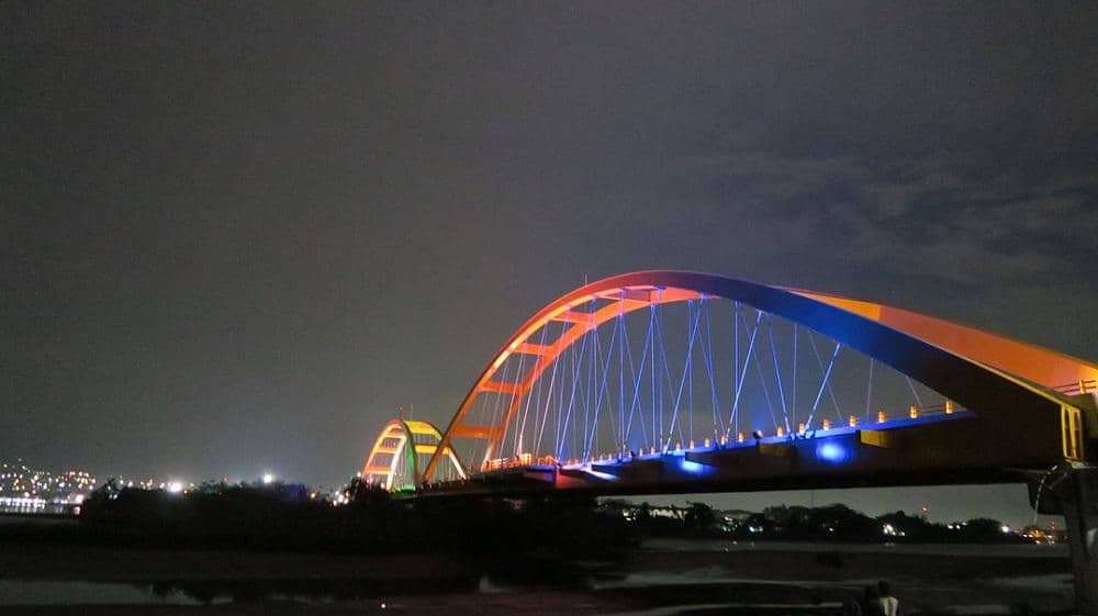 instagram.com/aadhietya