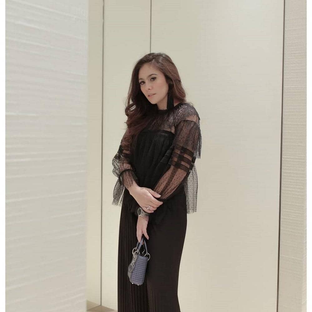 Instagram.com/wulanguritno