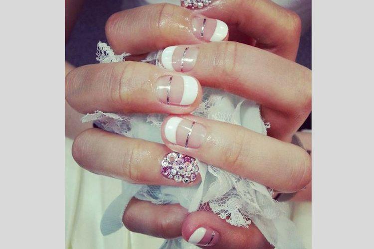 9 Inspirasi Manicure Pernikahan Cantik