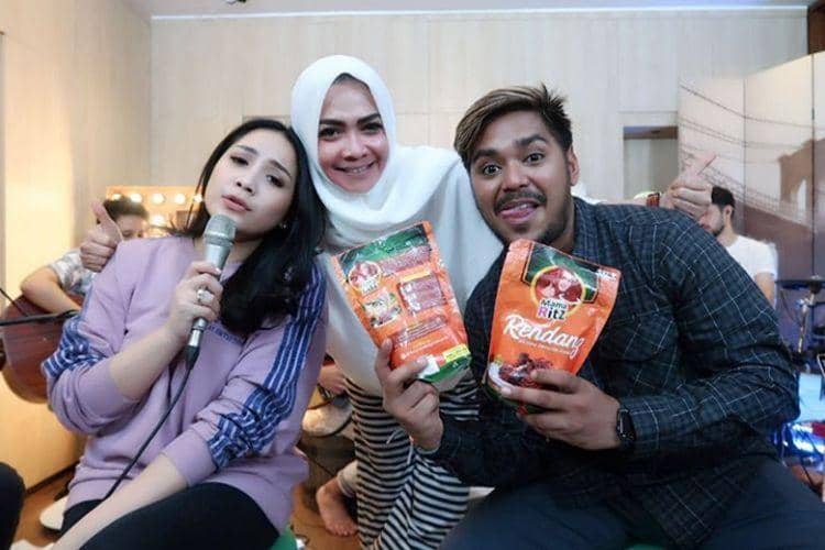 Instagram.com/nagitaslavinaa.1717