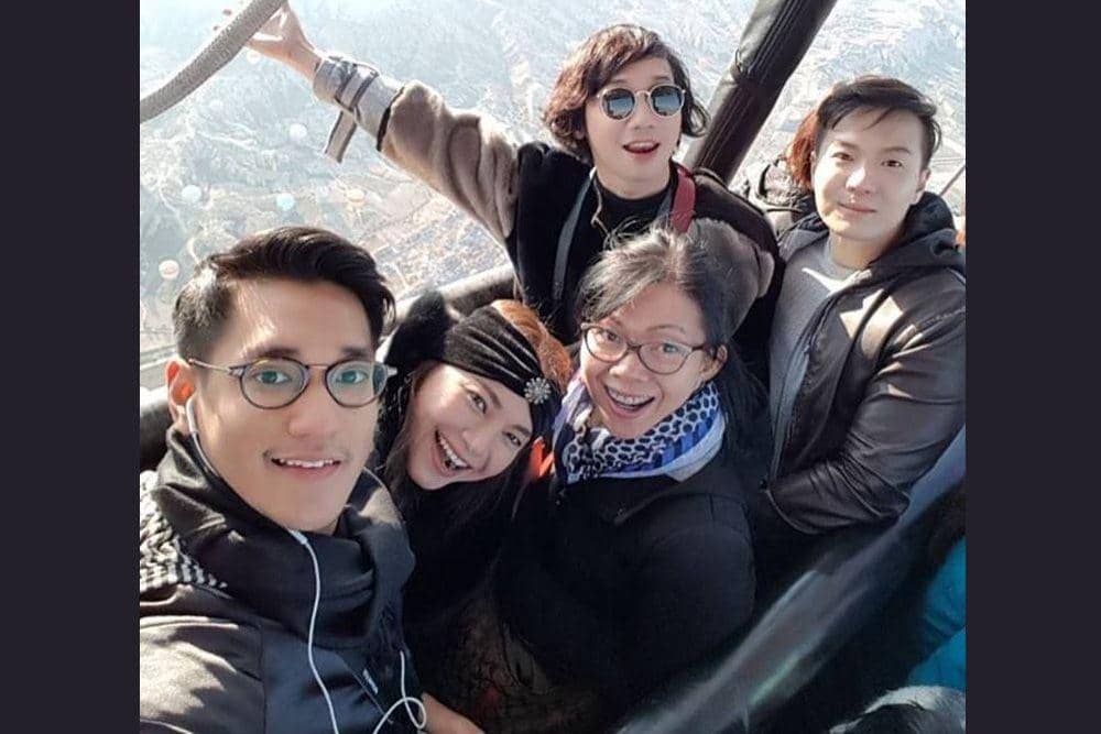 Instagram.com/afgan_rossa, reny_rossa