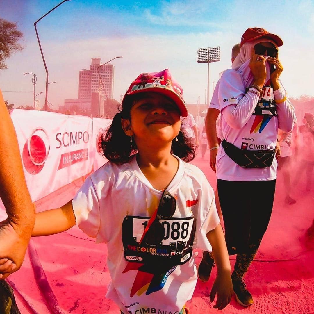 Instagram.com/thecolorrunina