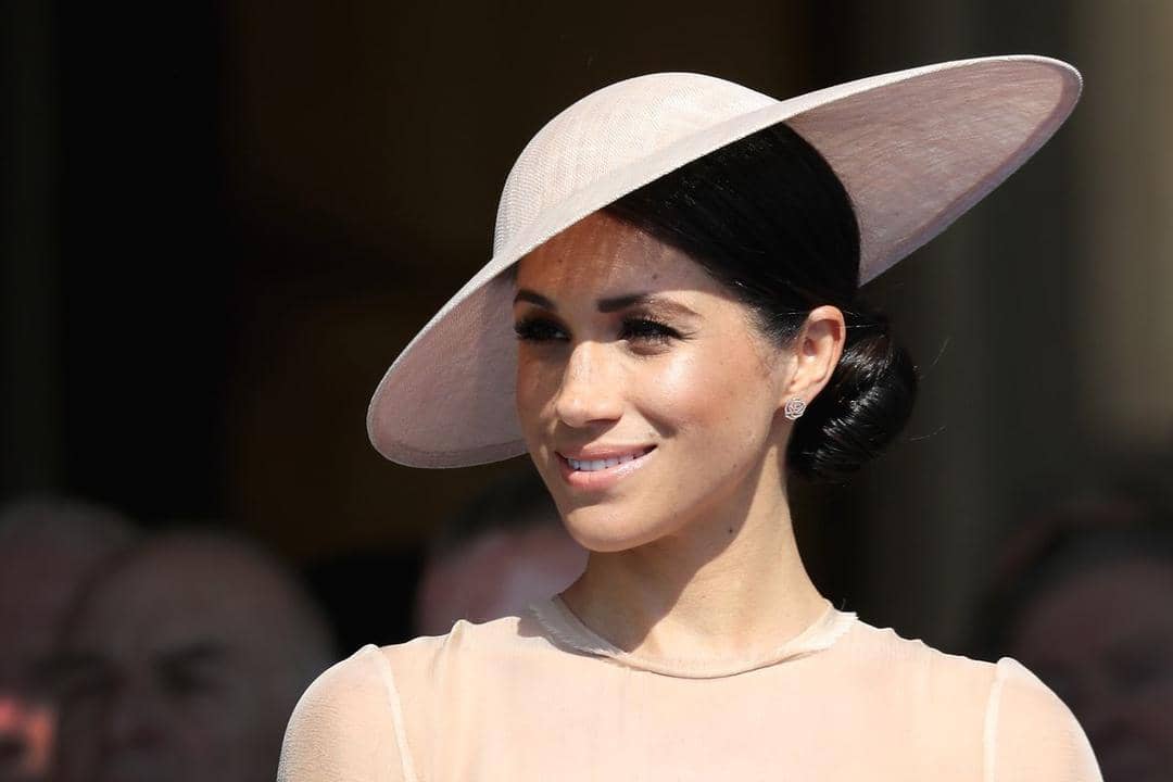 7 Gaya Rambut Meghan Markle yang Sederhana dan Memukau
