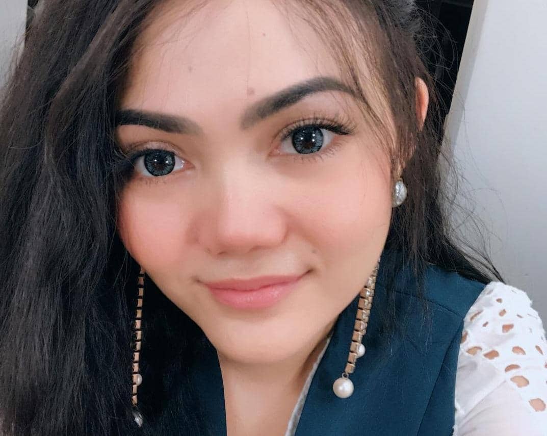 instagram.com/rinanose16