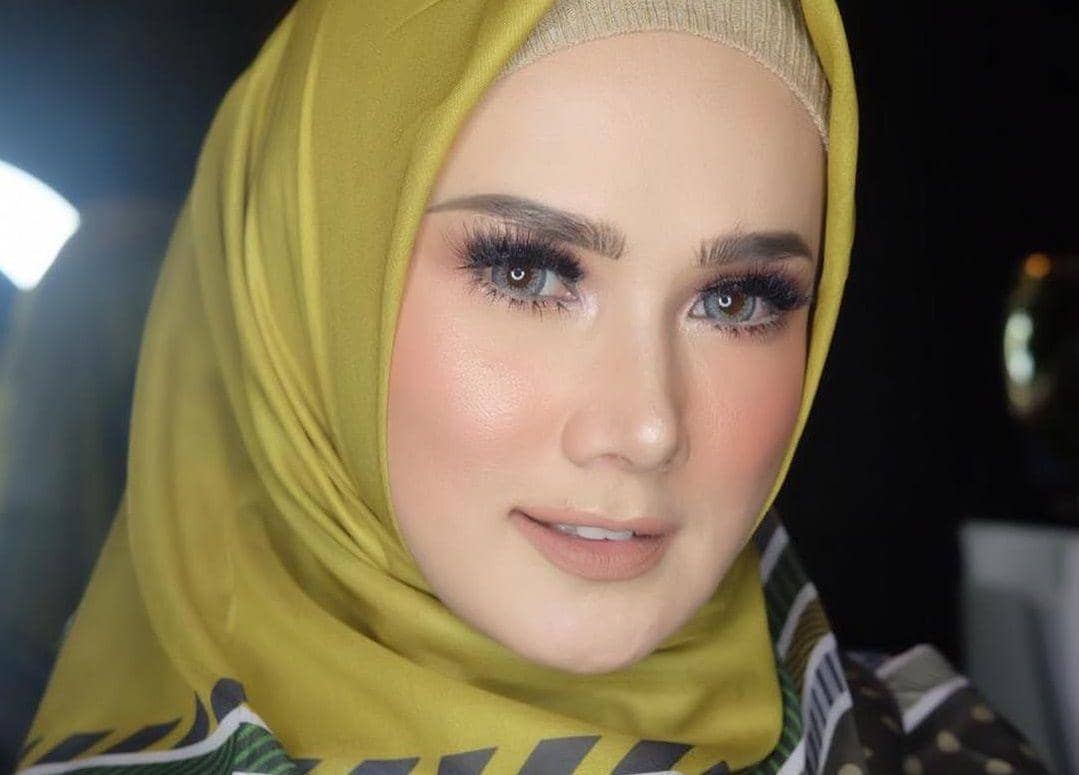 instagram.com/mulanjameela1