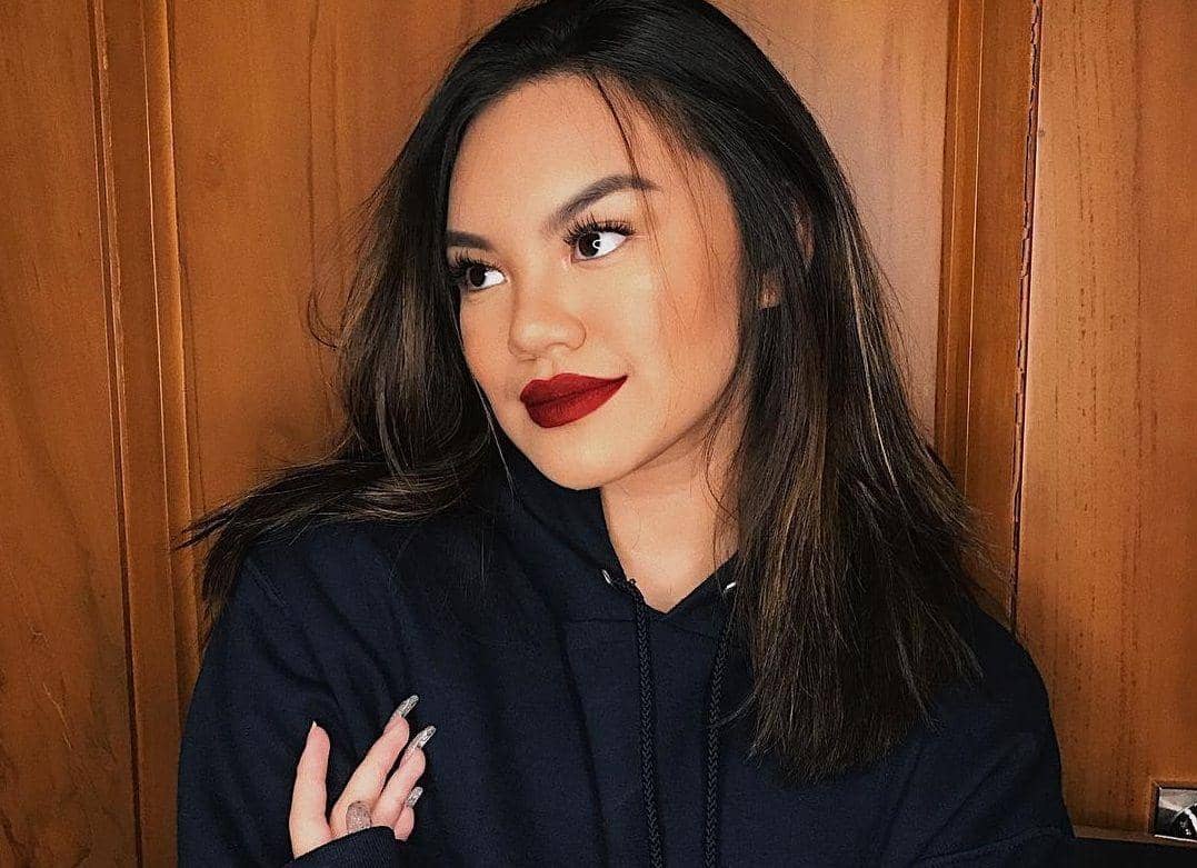 instagram.com/shafaharris