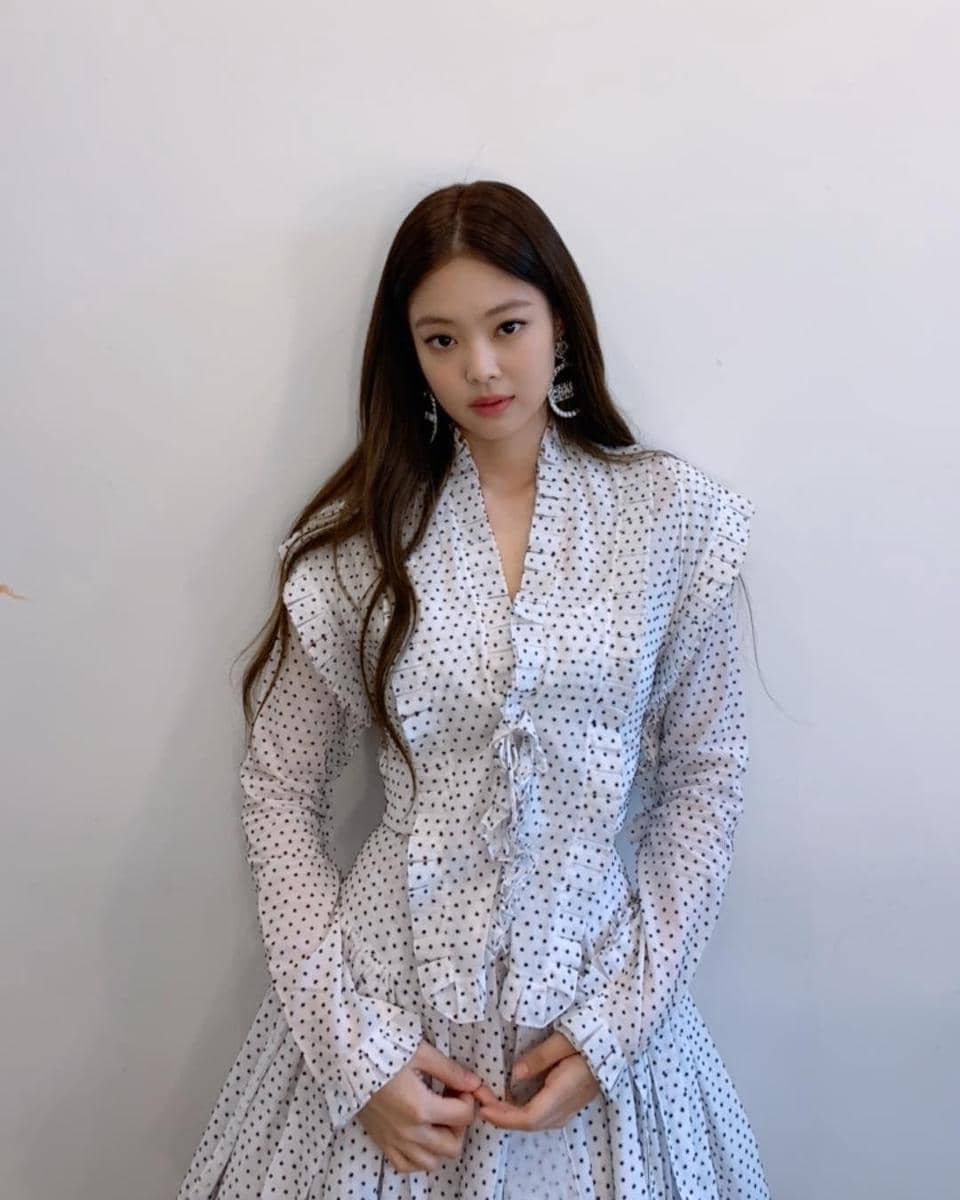Instagram.com/jennierubyjane