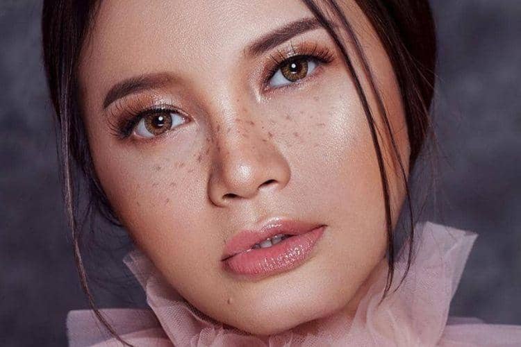 Instagram.com/@itsrossa910/@karinayasmine