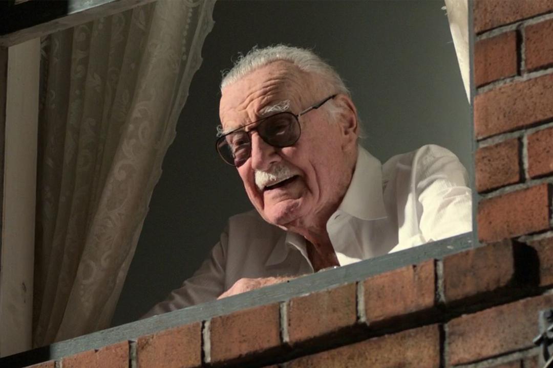 11 Aksi Cameo Stan Lee di Film Marvel yang Bikin Penonton Tertawa
