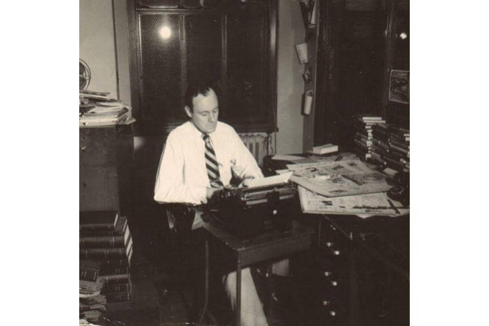 Instagram.com/therealstanlee