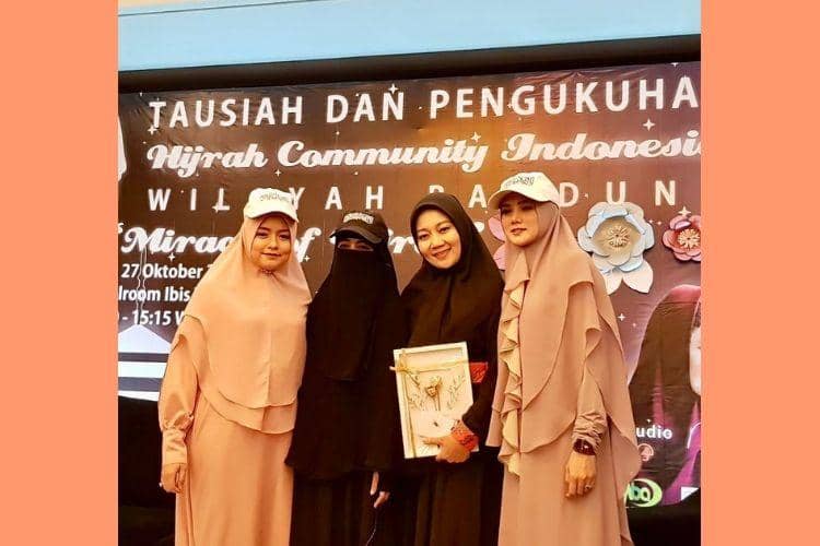 instagram.com/mulanjameela1