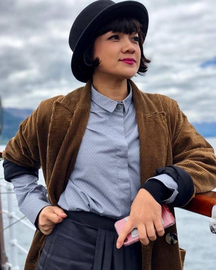 Instagram.com/nirinazubir_