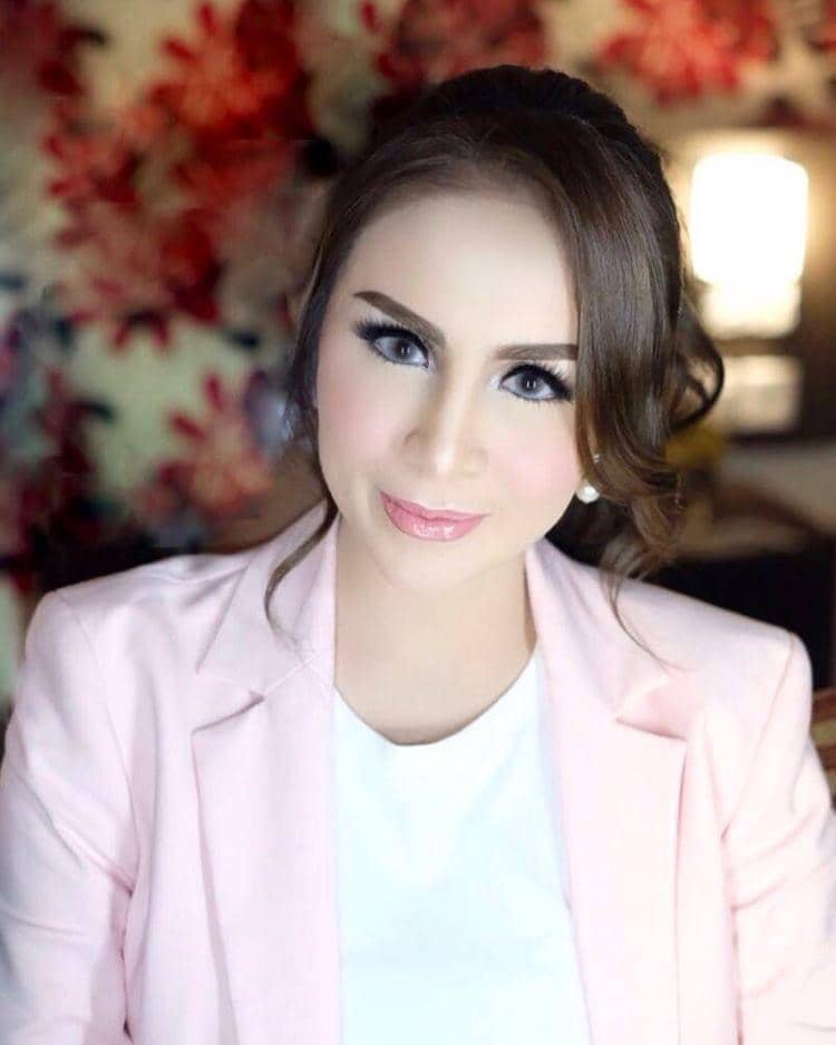 Instagram.com/therealmomogeisha