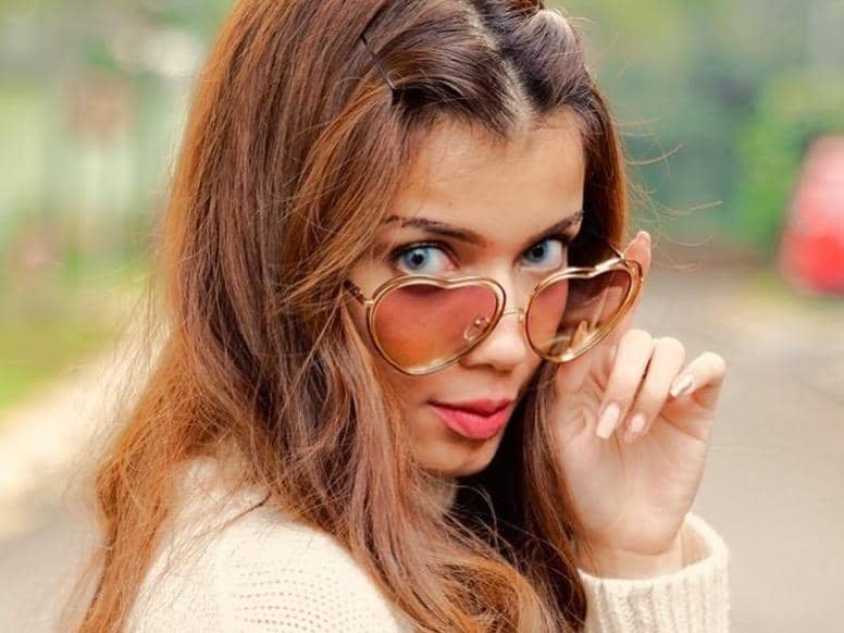 instagram.com/sabrinachairunnisa_