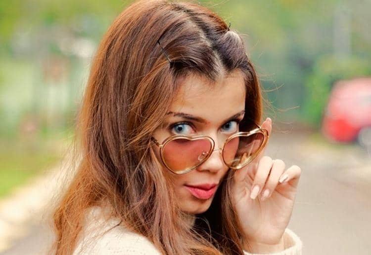 Instagram.com/sabrinachairunnisa_