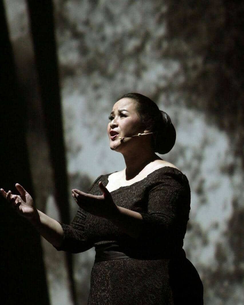 instagram.com/sitanursanti