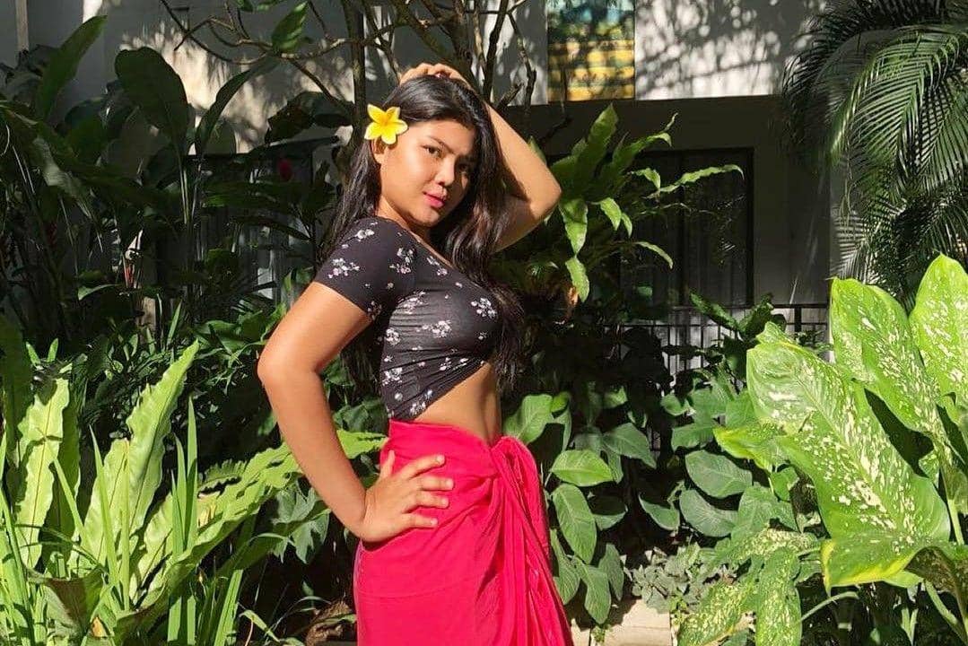 Seksi! 5 OOTD Rosa Meldianti, Keponakan Dewi Perssik