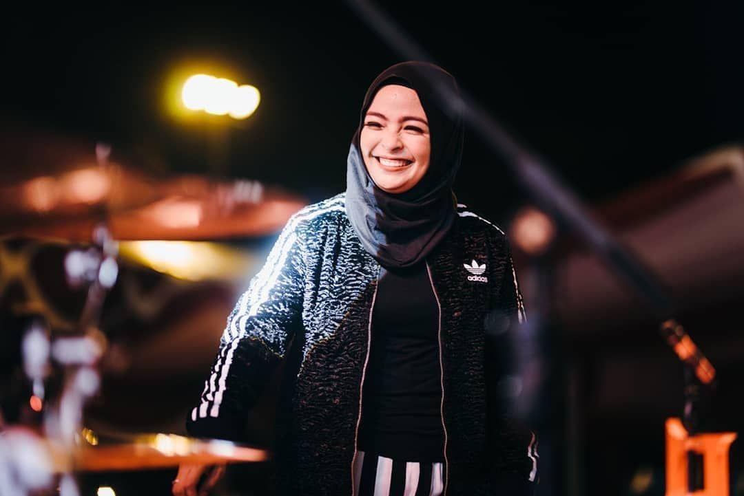 Instagram.com/tantrisyalindri