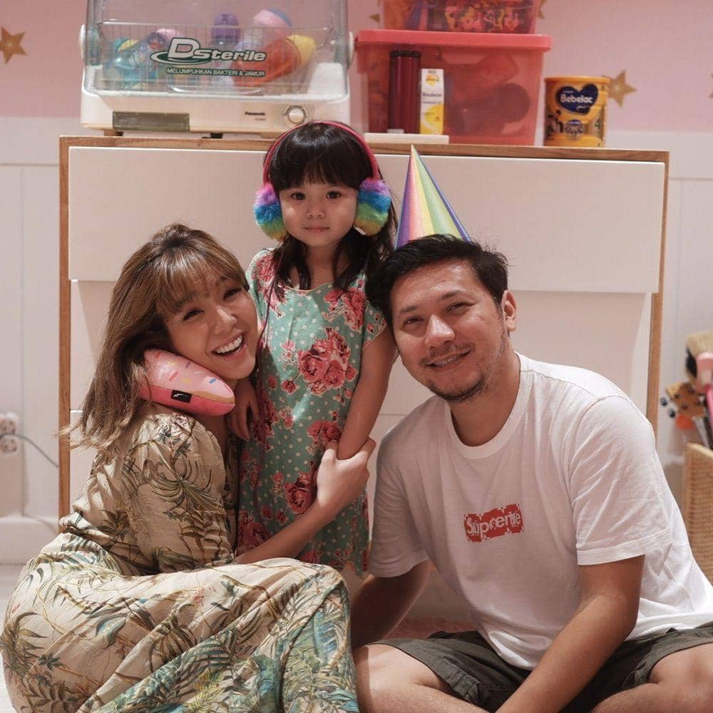 Instagram.com/gisel_la