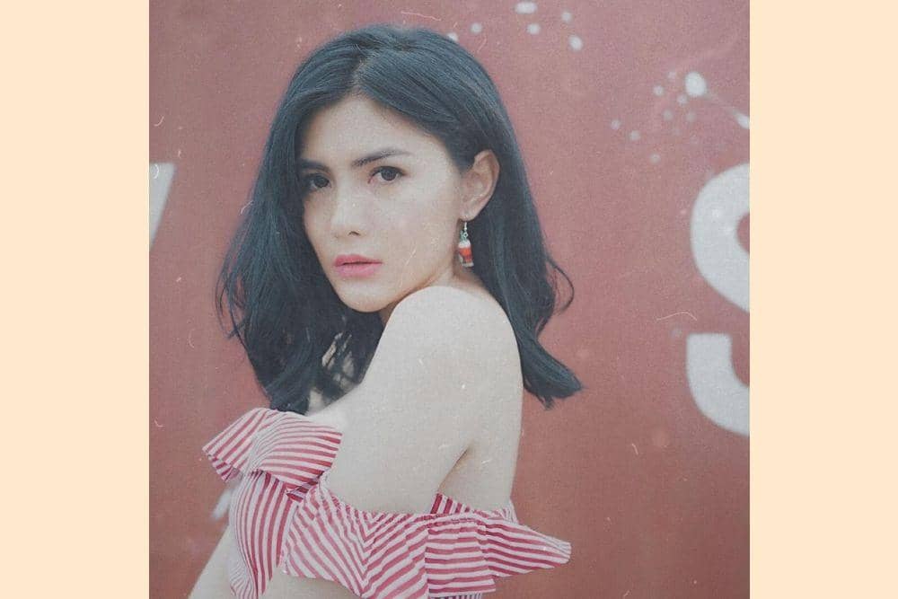 instagram.com/angelalee87