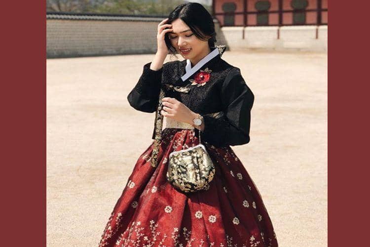 instagram.com/isyanasarasvati