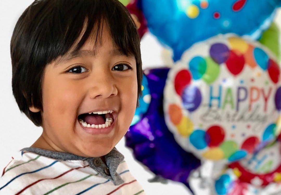 Instagram.com/ryansfamilyreview