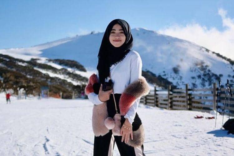 instagram.com/shireeenz