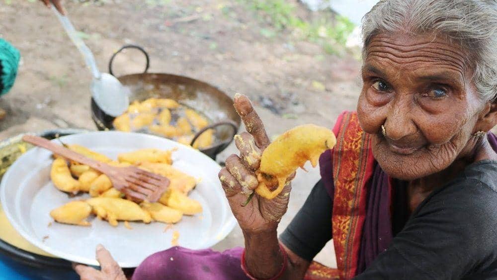 YouTube.com/Country Foods