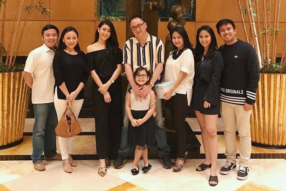 Instagram.com/clairineclay