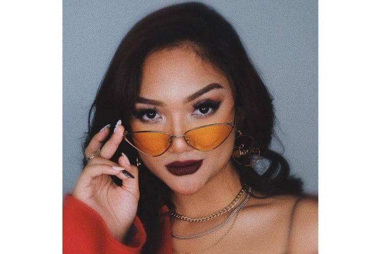 Instagram.com/@lalamarionmj