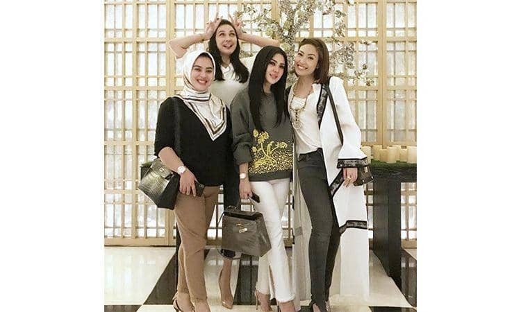 instagram.com/lunamaya