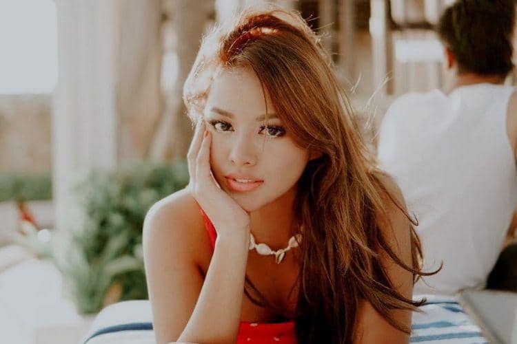 Instagram.com/@aurelie.hermansyah