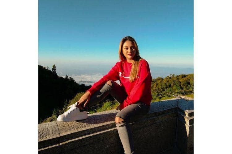 Instagram.com/@aurelie.hermansyah