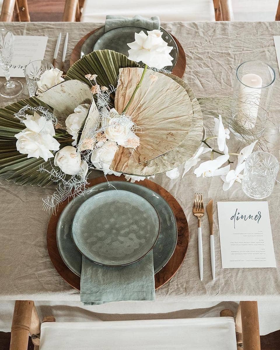 instagram.com/thebridaljourney