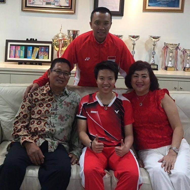 Instagram.com/natsirliliyana