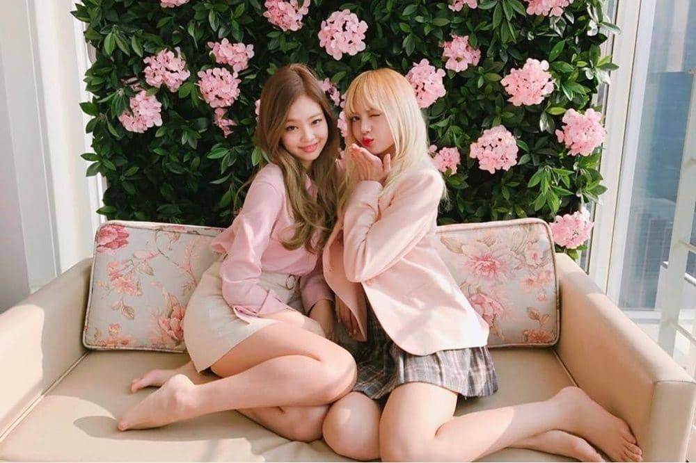 Instagram.com/blackpinkofficial