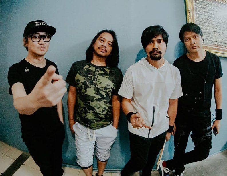 instagram.com/gigibandofficial