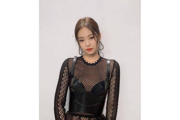 Instagram.com/@jennierubyjane